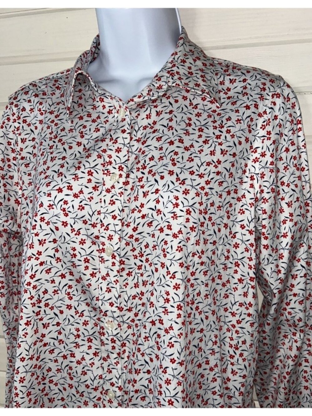 Ralph Lauren CHAPS Sz MEDIUM No Iron Red White Floral 100% Cotton Top EUC